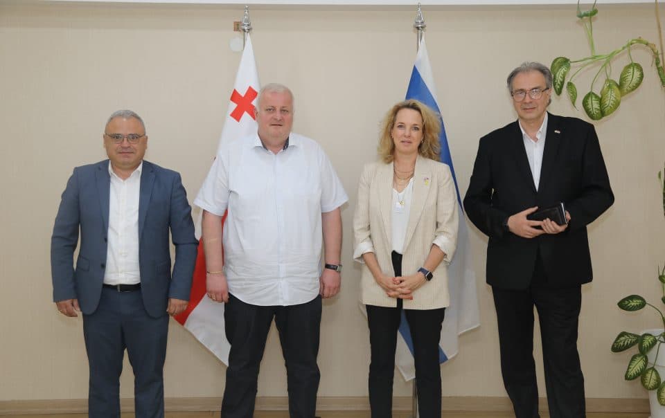 ისრაელის ელჩი გუბერნატორ და ზუგდიდის მერს შეხვდა