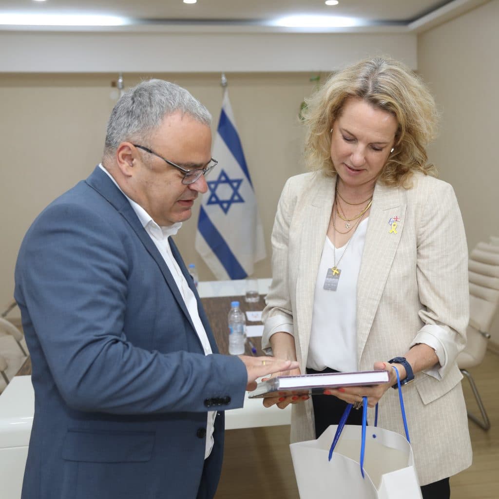 ისრაელის ელჩი გუბერნატორ და ზუგდიდის მერს შეხვდა - image 7