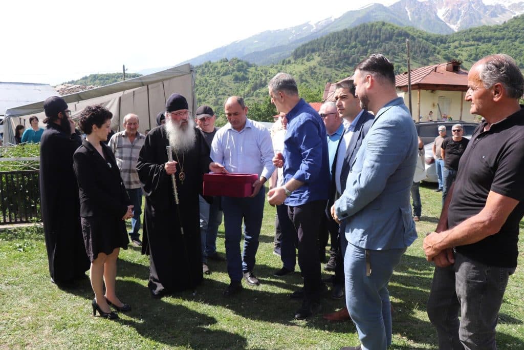 რესტავრირებული ქურაშის ოთხთავი ეცერის თემში დაბრუნდა [ფოტო] - image 2