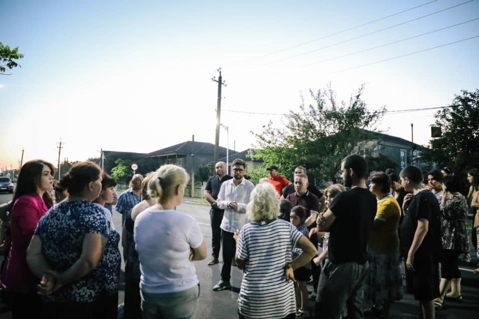 ფოთის მერი: „ვაგრძელებთ საგზაო ინფრასტრუქტურის სამუშაოების დაგეგმვასა და განხორციელებას ქალაქის სხვადასხვა უბანში“