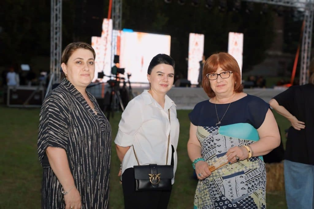 ზუგდიდში ფოლკლოროს საერთაშორისო ფესტივალი გალა კონცერტით დასრულდა - image 7