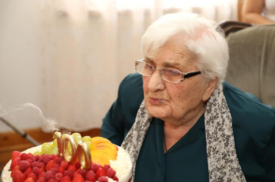 ზუგდიდში მცხოვრები ნუცა გერგებადა 100 წლის გახდა