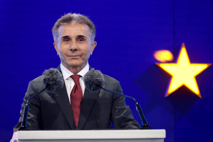 ბიძინა ივანიშვილი: განსაკუთრებული საარჩევნო გარემოა, თუმცა ვერ ვიტყოდი, რომ დაძაბულია, რამეთუ, პირველადი შეფასება უკვე გააკეთა ეუთო/ოდირმა და საკმაოდ პოზიტიური