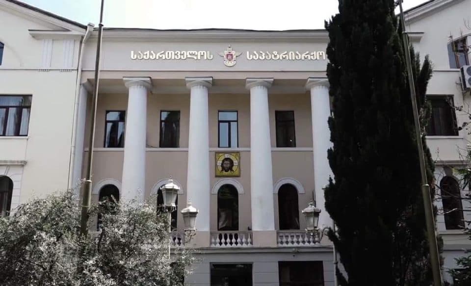 საპატრიარქო ზურაბიშვილის განცხადებას აქციებზე სკოლის მოსწავლეთა ჩართვასთან დაკავშირებით შემაშფოთებელს უწოდებს