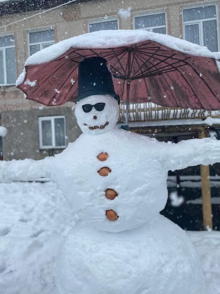 თოვლის ბაბუები ფოთიდან [ფოტორეპორტაჟი] - image 16