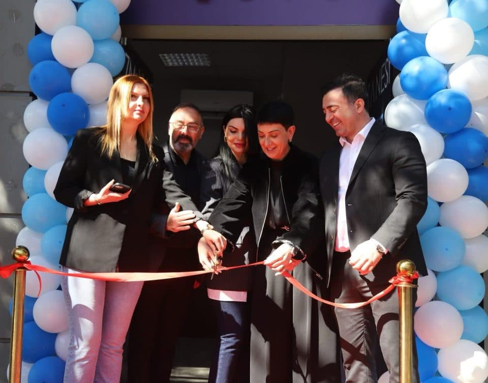ზუგდიდში თურქეთის სამედიცინო ცენტრის 7M წარმოამდგენლობა გაიხსნა