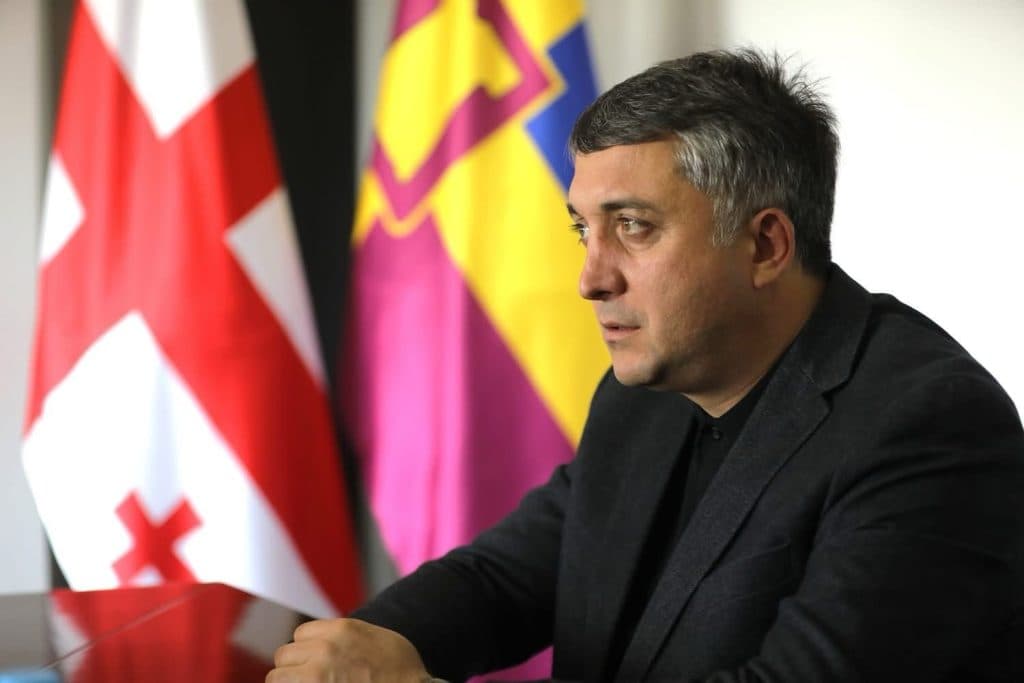 დავით კოდუამ ბიუროში მოქალაქეებთან შეხვედრა გამართა - image 5