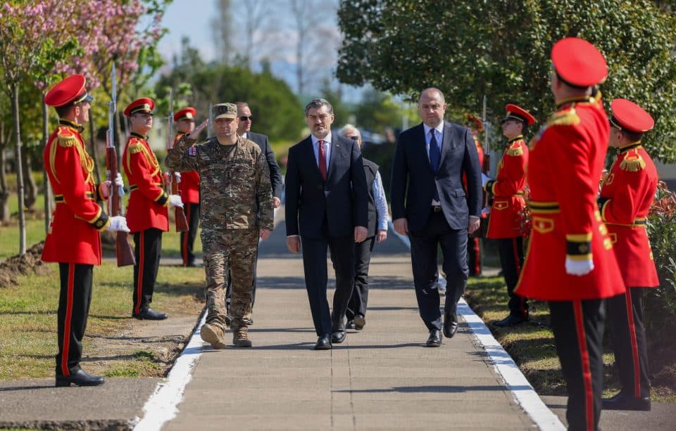 დასავლეთისა და აღმოსავლეთის სარდლობების დაარსების დღესთან დაკავშირებით სენაკის ბაზაზე ღონისძიება გაიმართა