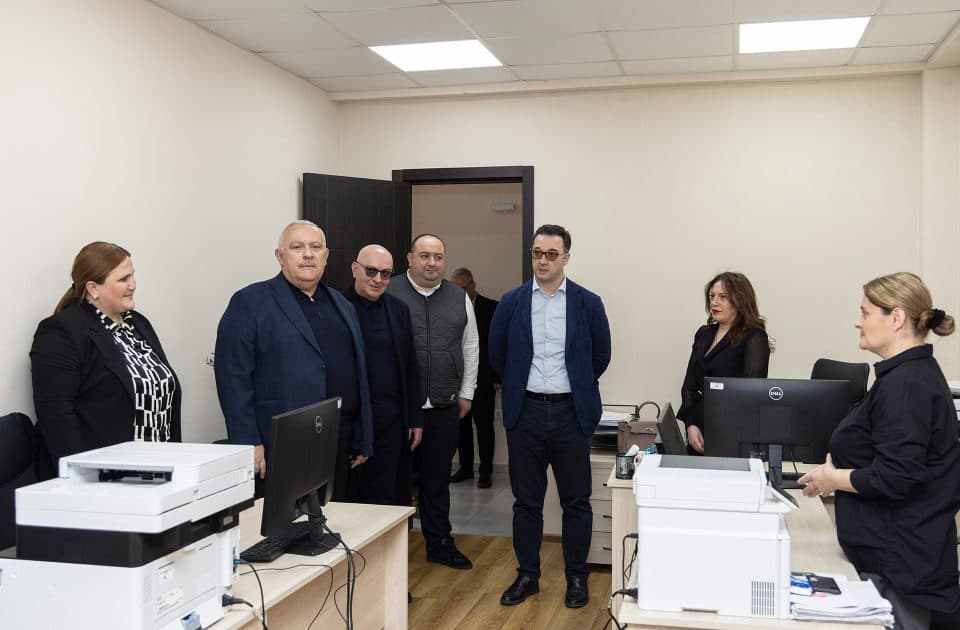 ზუგდიდში ვიზიტის ფარგლებში მინისტრი სატყეო სააგენტოს თანამშრომლებს შეხვდა