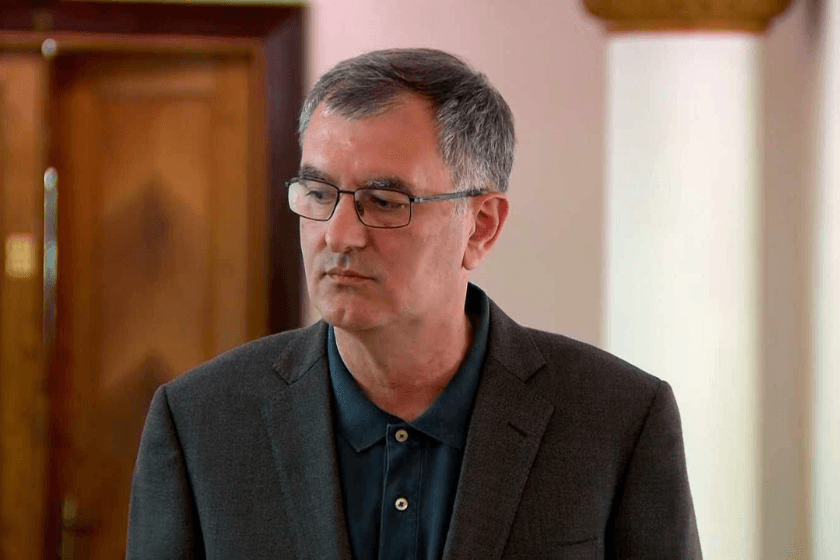 სოზარ სუბარი ანაკლიის პორტზე: თუ ამერიკელები გვეტყვიან – ჩვენ არ შემოვდივართ, მაგრამ ჩინელებიც არ შემოუშვათო, სამაგიეროდ რას ვიღებთ? არაფერს. პირადად ჩემი პასუხი ამაზე არის – არავითარ შემთხვევაში!