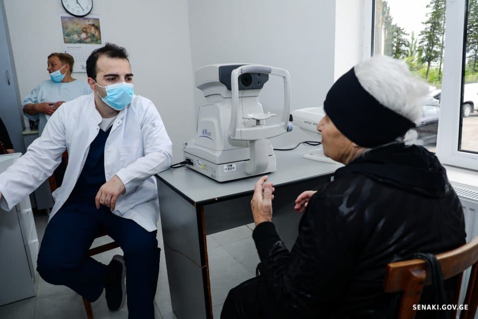 სენაკში დევნილ მოსახლეობას უფასო სამედიცინო გამოკვლევები ჩაუტარდა