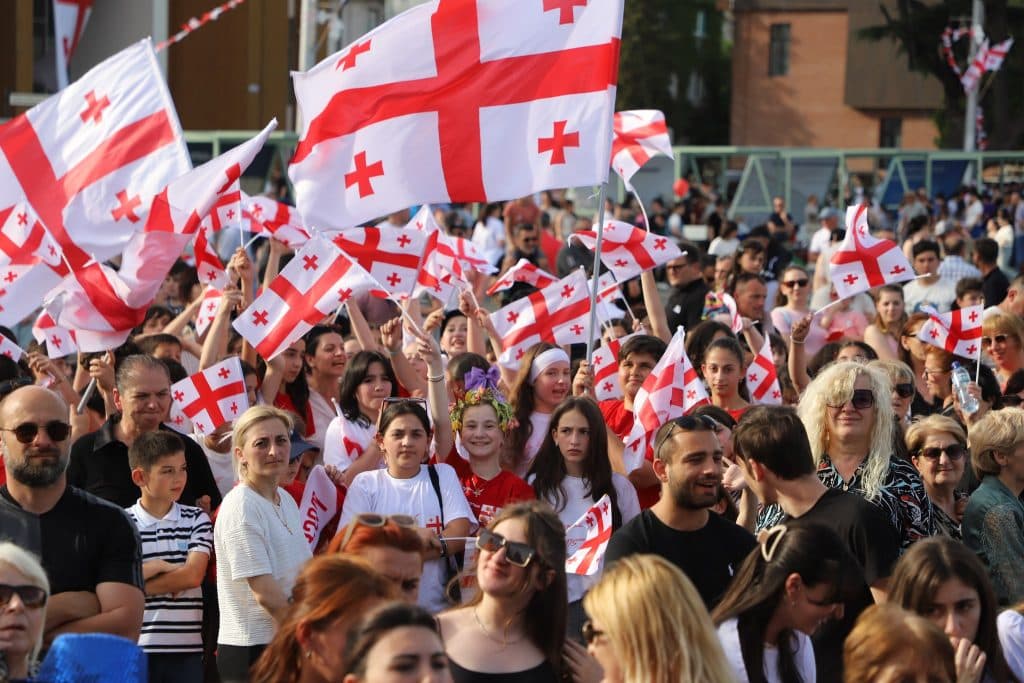 ზუგდიდში დამოუკიდებლობის ღონისძიებები გალა კონცერტით დასრულდა - image 5