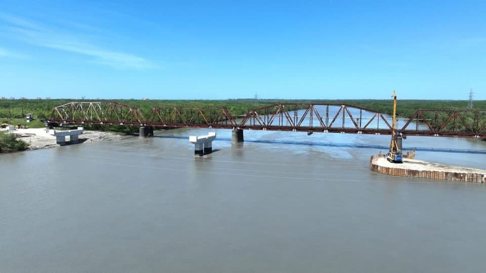 ფოთში მდინარე რიონზე ახალი ხიდი შენდება