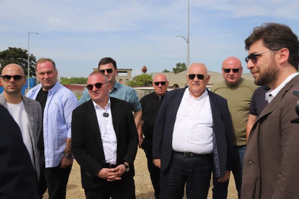 ფოთში ნაპირსამაგრი სამუშაოები მიმდინარეობს - image 3