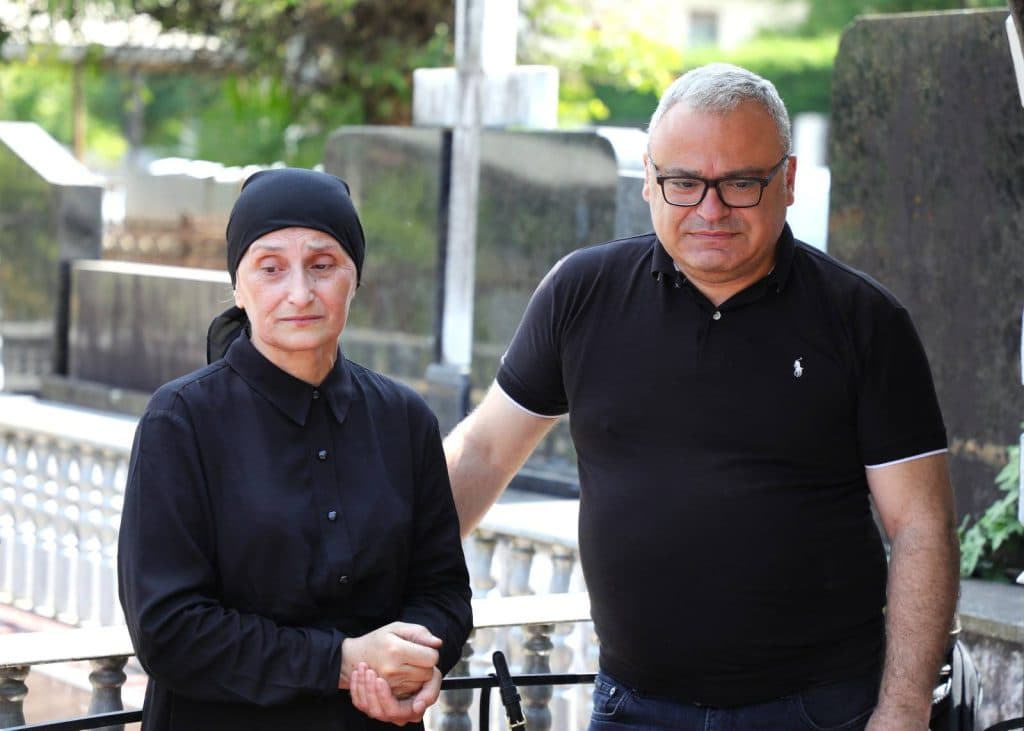 ვერეს ხეობის ტრაგედიის დროს გარდაცვლილი მარიამ ქუთელიას ხსოვნას პატივი ზუგდიდის მერმა მიაგო - image 2