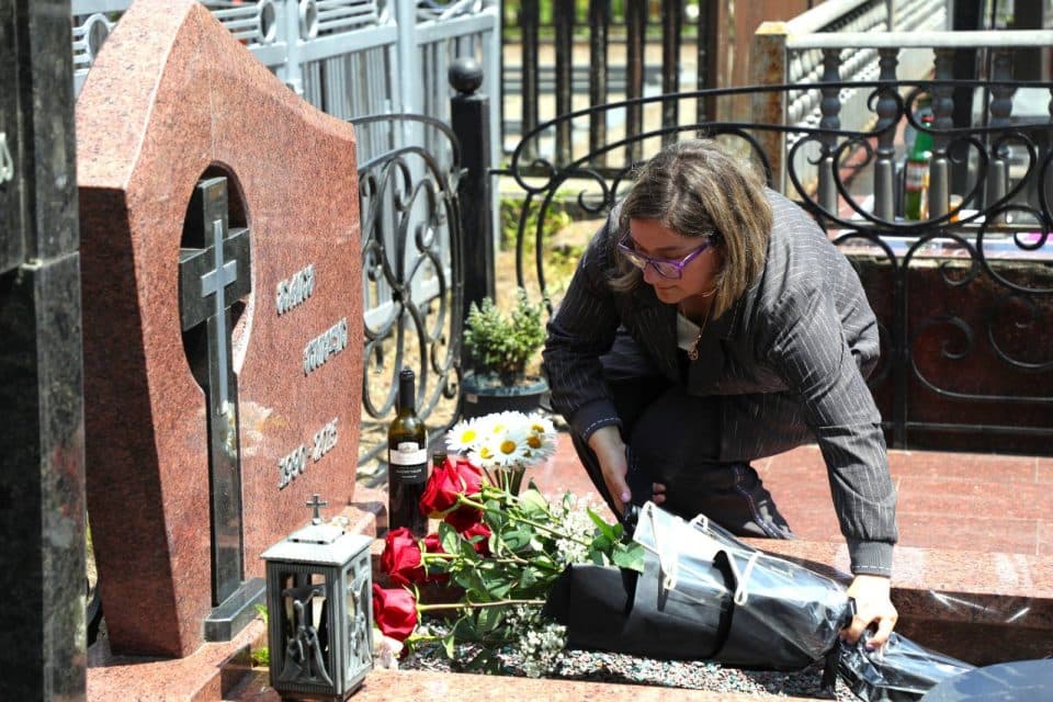 ვერეს ხეობის ტრაგედიის დროს გარდაცვლილი მარიამ ქუთელიას ხსოვნას პატივი ზუგდიდის მერმა მიაგო