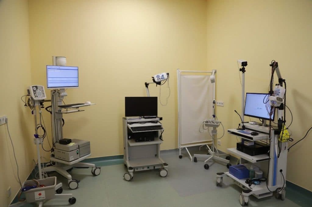 რუხის რესპუბლიკურ საავადმყოფოს იაპონიის საელჩომ სამედიცინო აპარატურა გადასცა - image 6