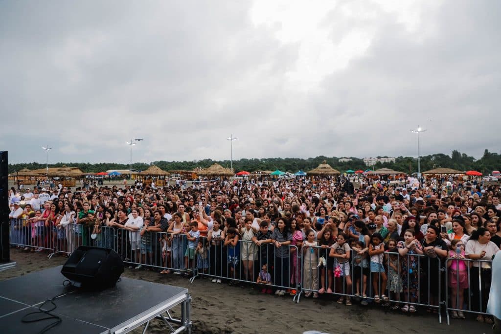 ზაფხულის პირველი კოცერტი მალთაყვაში და განახლებული სანაპირო [ფოტორეპორტაჟი] - image 9