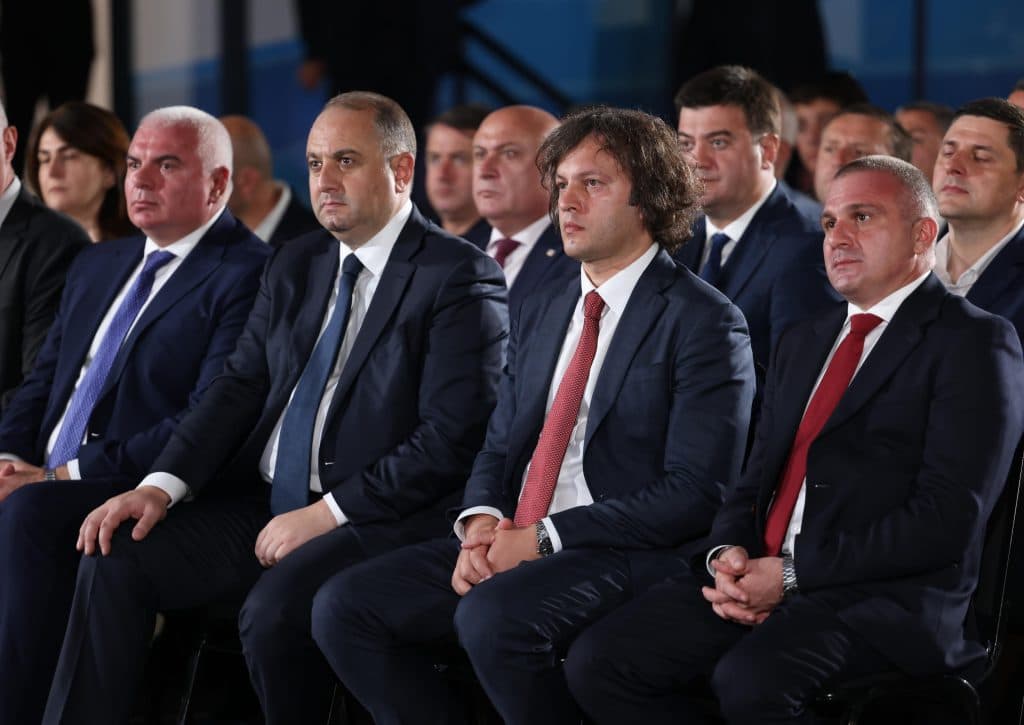 პრემიერ-მინისტრმა ზუგდიდის მულტიფუნქციური სპორტკომპლექსი გახსნა [ფოტო] - image 5