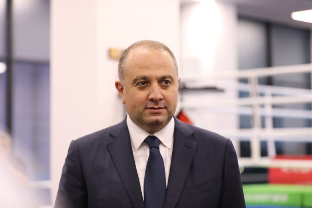 პრემიერ-მინისტრმა ზუგდიდის მულტიფუნქციური სპორტკომპლექსი გახსნა [ფოტო] - image 16