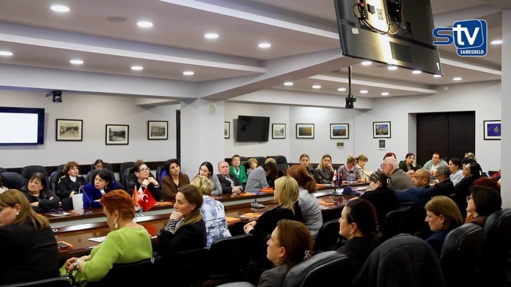 ჯან-მედის ორგანიზებით ზუგდიდში მესამე საერთაშორისო  სამედიცინო კონფერენცია ჩატარდა [R] - image 4