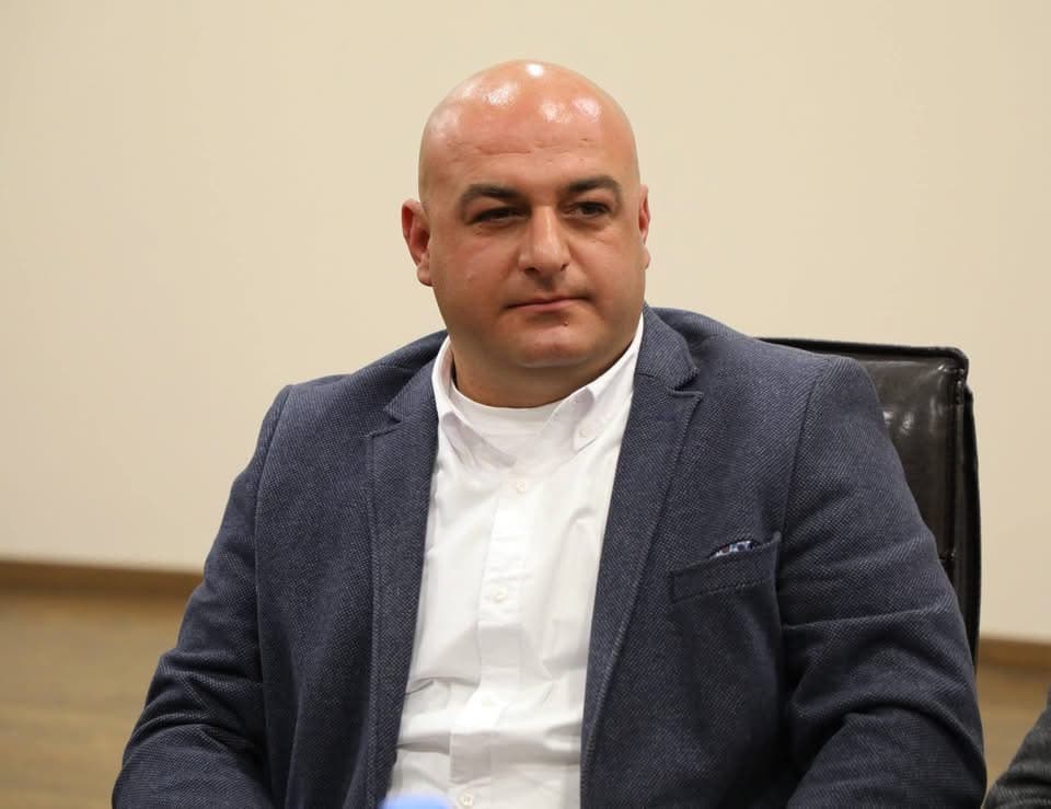 ზუგდიდის მერმა მოადგილედ გიორგი ხვიჩია დანიშნა