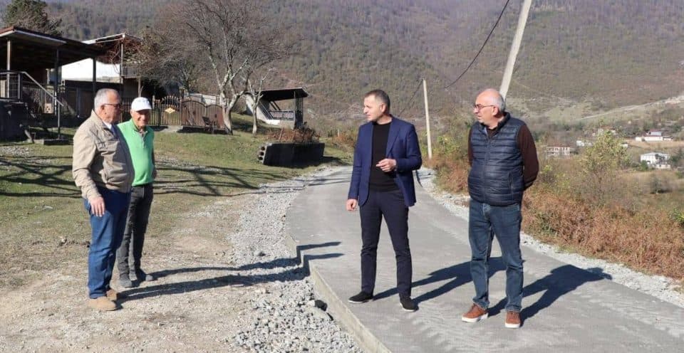 მუჟავაში გზის რეაბილიტაციის პროცესს წალენჯიხის მერი გაეცნო