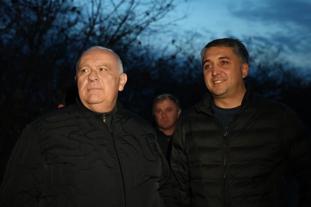 ორსანტია-დარჩელის დამაკავშირებელი გზის სარეაბილიტაციო სამუშაოებს სახელმწიფო რწმუნებული და ზუგდიდის მერი გაეცნენ - image 2