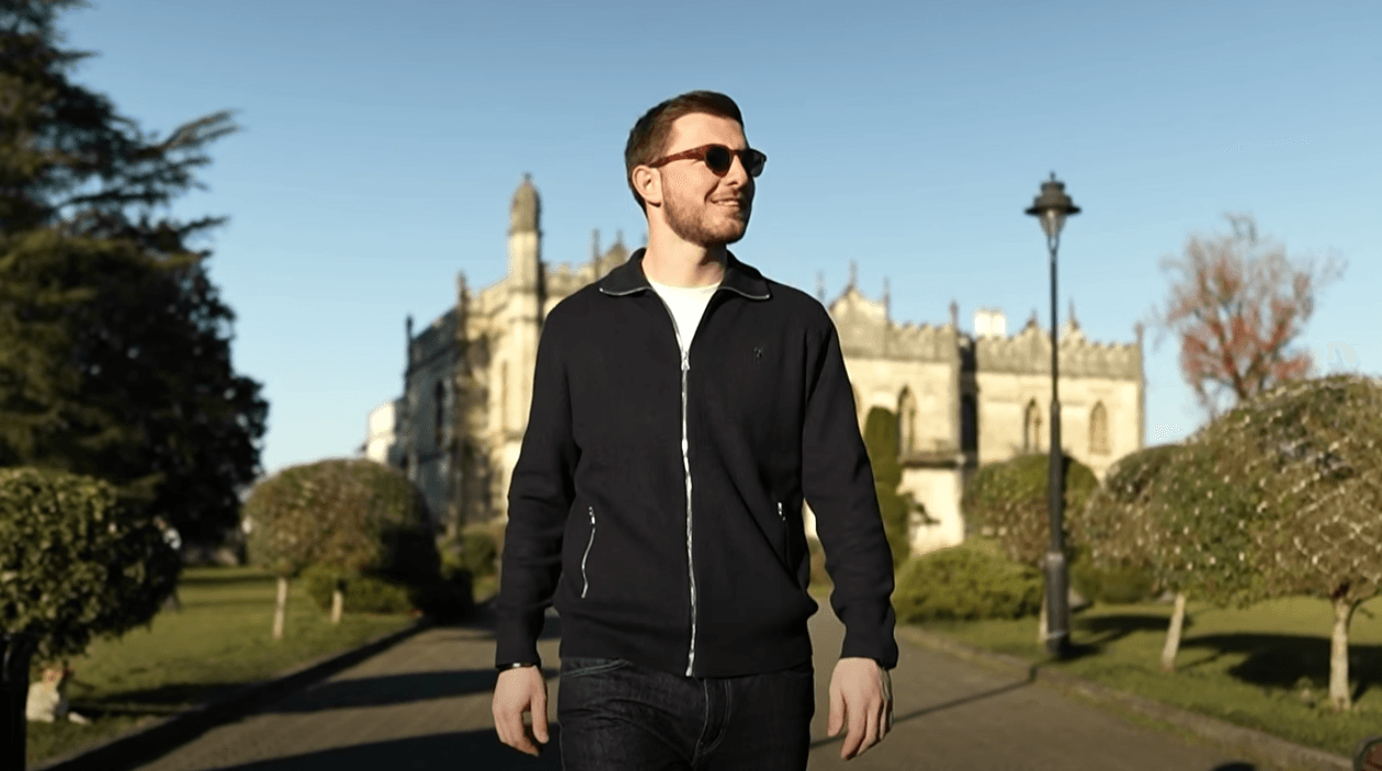 ილია ფიფია - „ახალგაზრდობის სააგენტოს“  კონკურსის ერთ-ერთი გამარჯვებული