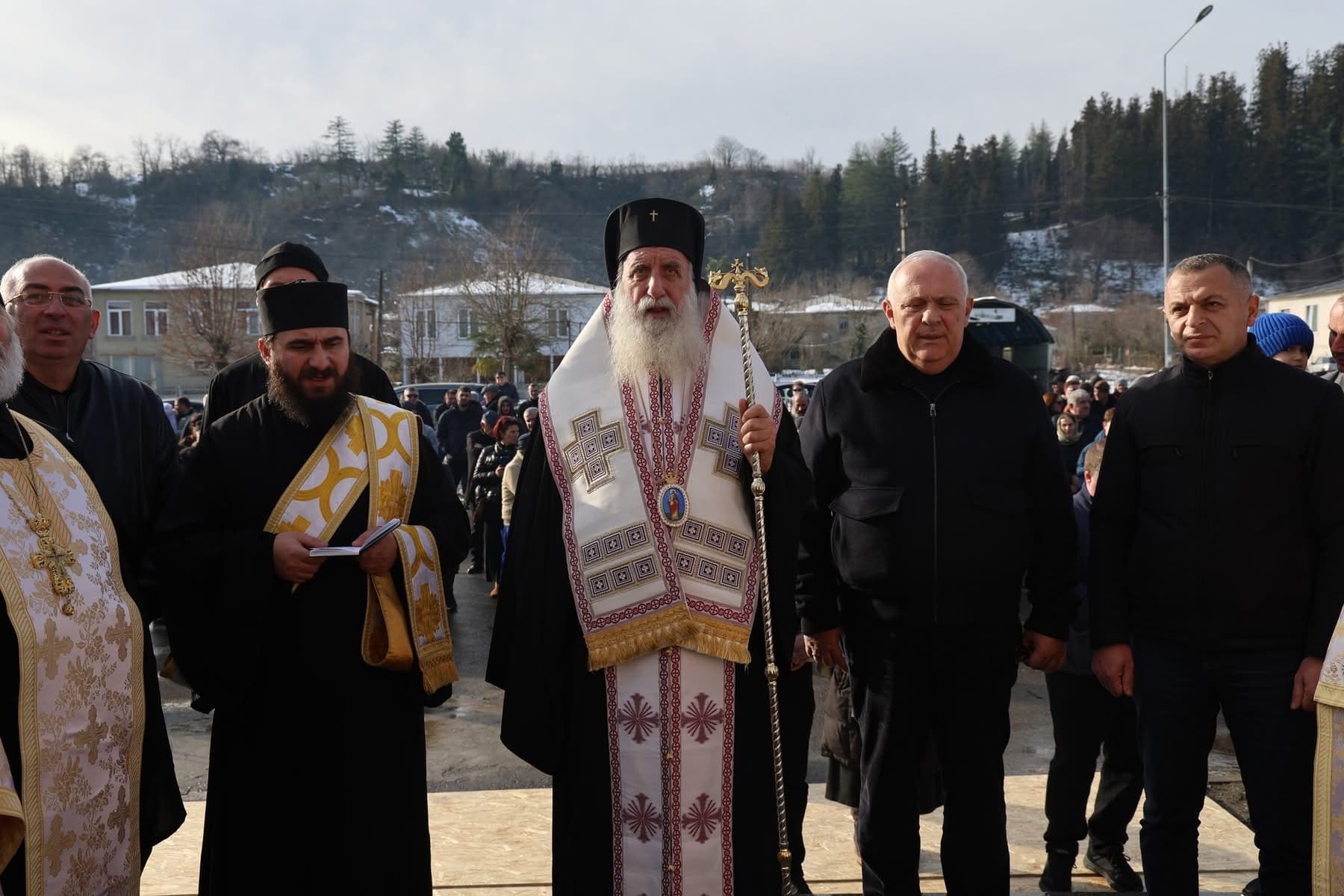 წალენჯიხაში მაცხოვრის მოზაიკური ნიშა დაიდგა - image 4