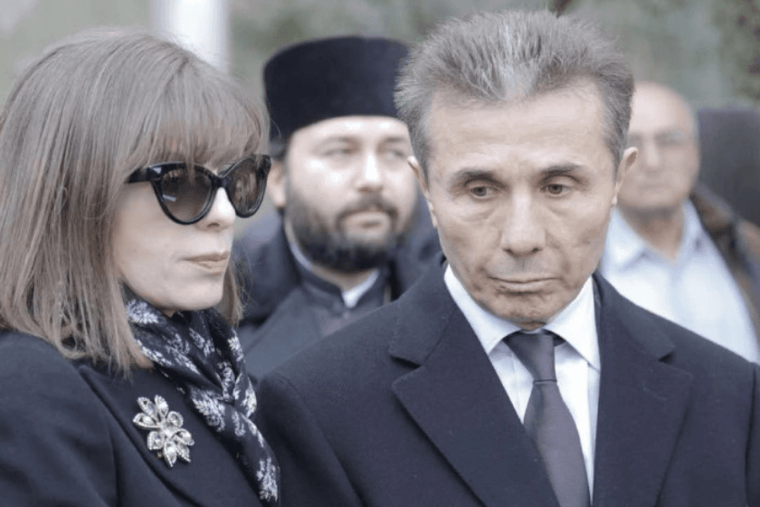 ბიძინა და ეკატერინა ივანიშვილები: უზომო ტკივილსა და მწუხარებას ვგრძნობთ საქართველოს სულიერი მამის, უწმინდესისა და უნეტარესის, სრულიად საქართველოს კათოლიკოს-პატრიარქის - ილია მეორის გარდაცვალების გამო