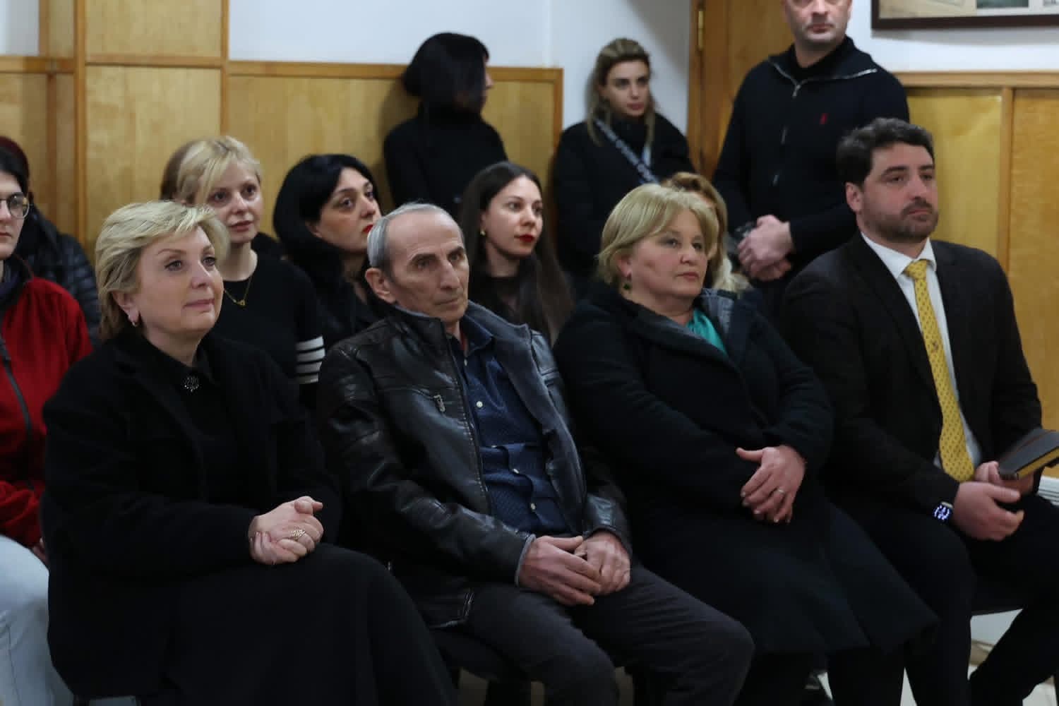 დადიანების სასახელე, გამსახურდიას საპრეზიდენტო ცენტრი | საქართველოს სასახლე-მუზეუმების გაერთიანებას გიორგი კალანდია უხელმძრვანელებს - image 4