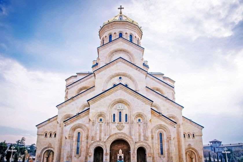 საქართველოს მართლმადიდებელი ეკლესიის გაფართოებული კრება, სადაც ახალი პატრიარქის არჩევა იგეგმება, დღეს გაიმართება