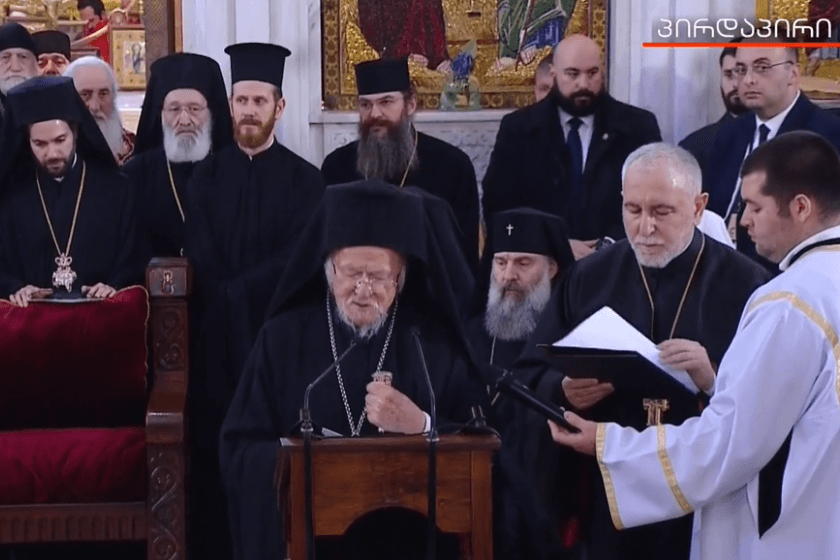 მსოფლიო პატრიარქი: შესაძლოა, განვლილი დროის ღირსეულ კათოლიკოსთაგან ვერავინ ისე ვერ გააიგივა თავისი სახელი საქართველოსთან, ეკლესიასთან, ერთან, მშვიდობისმყოფელთან იმგვარად, როგორც ილია მეორემ