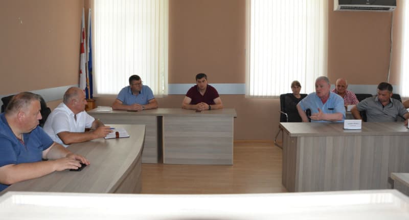 ჩხოროწყუს მერი დღეს უმრავლესობის სხდომას დაესწრო