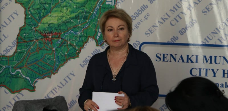 პროფილაქტიკურ აცრებთან დაკავშირებულ ცვლილებებზე სენაკის მერიაში შეხვედრა გაიმართა