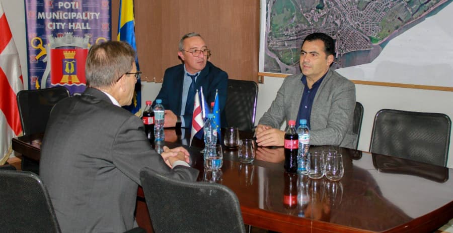 სამეგრელო-ზემო სვანეთის სახელმწიფო რწმუნებული გერმანიის ელჩს შეხვდა