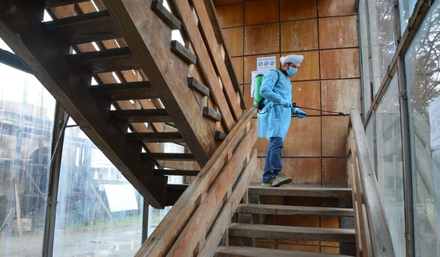 ჩხოროწყუს მუნიციპალიტეტში სადეზინფექციო სამუშაოები მიმდინარეობს