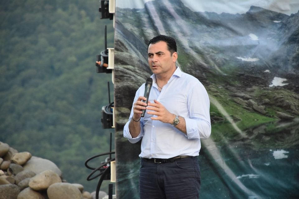 ტობავარჩხილის გზის მოწყობასა და ლუგელას ხეობაში ტურიზმის განვითარებაზე ადგილობრივებს სახელმწიფო რწმუნებული ესაუბრა