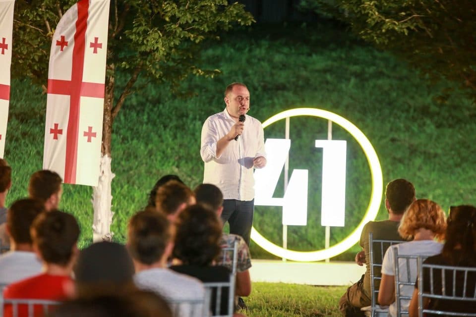 ირაკლი ჩიქოვანი: ზუგდიდში დავიბადე და გავიზარდე, მე ამ ქალაქს ვაპირებ დავუკავშირო ჩემი მოღვაწეობა და მზად ვარ გემსახუროთ