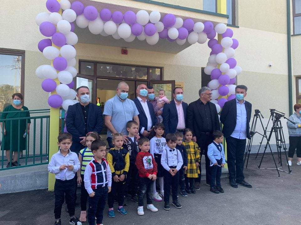 ძველ ხიბულაში ფონდ „ქართუ“-ს მიერ აშენებულმა საბავშვო ბაღმა დღეს პირველი აღსაზრდელები მიიღო