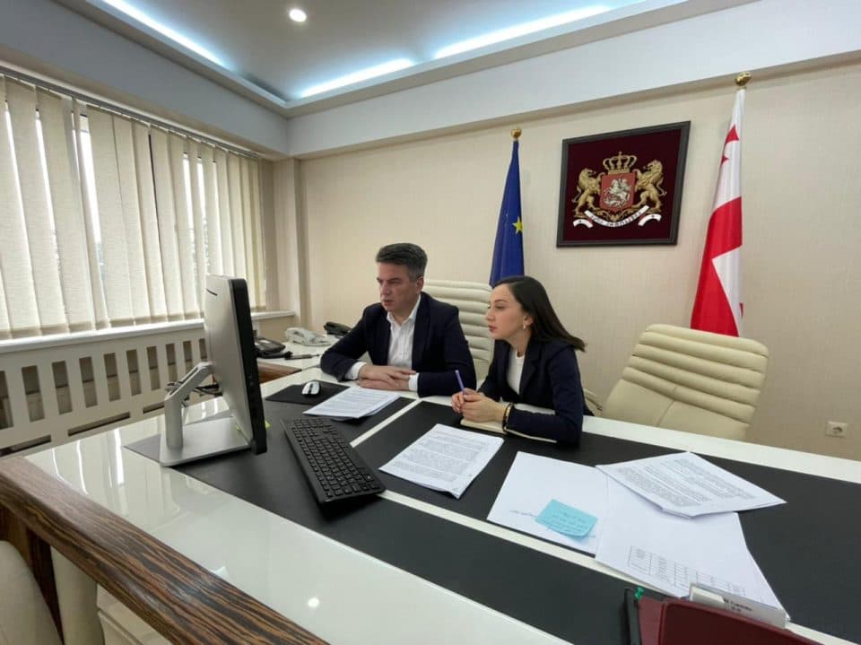 სამეგრელო-ზემო სვანეთის სახელმწიფო რწმუნებული მალხაზ თორია დასავლეთ საბერძნეთის რეგიონის გუბერნატორის მოადგილეს ფოკიონ ზაიმისს ესაუბრა