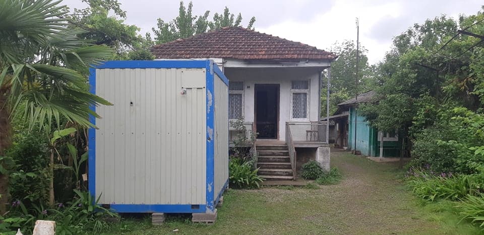 სოფელ ხეთაში 49 წლის მამაკაცი მოკლეს