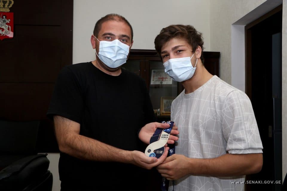 სენაკის მერი მსოფლიო ჩემპიონატის ვიცე-ჩემპიონს, გიორგი ჩხიკვაძეს შეხვდა