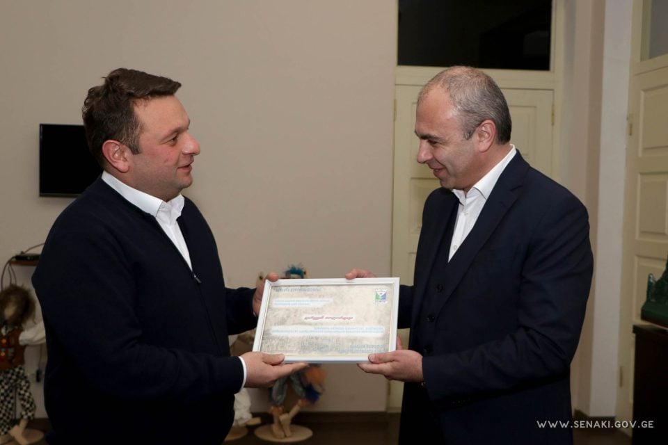 სენაკის მერმა, ღვაწლმოსილ ექიმ-პედიატრს, დარეჯან თოლორდავას, სენაკის საპატიო მოქალაქის წოდება მიანიჭა