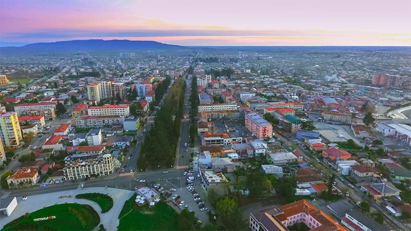 ზუგდიდში, გამსახურდიას გამზირზე მოძრაობა დილიდან აღდგება