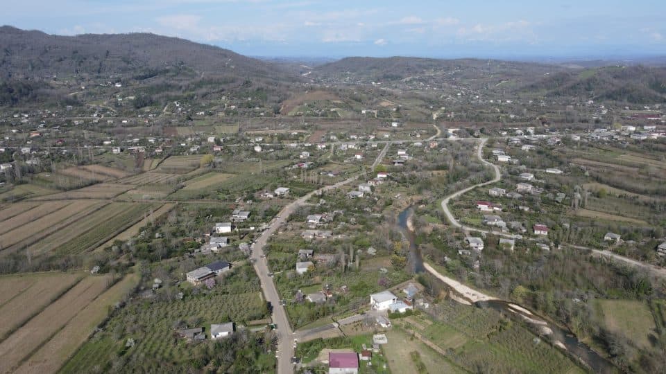 ხობის მერიამ პირველ მაისში გზის რეაბილიტაციის პროექტი განახორციელა