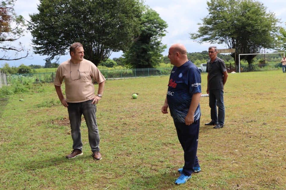 ნაკიფუში საფეხბურთო მოედნის სარეაბილიტაციო სამუშაოები მიმდინარეობს