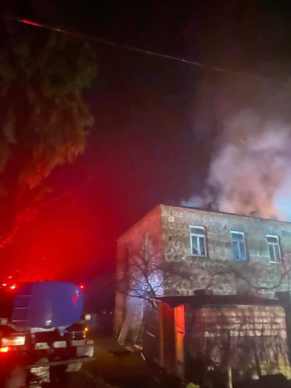 ჯვარში ბობოხოების საცხოვრებელი სახლი დაიწვა