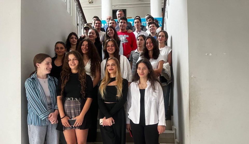 ჩხოროწყუს მუნიციპალიტეტის მერი საჯარო სკოლების 2023–2024 სასწავლო წლის კურსდამთავრებულ საგრანტო ქულების მქონე სტუდენტებს შეხვდა